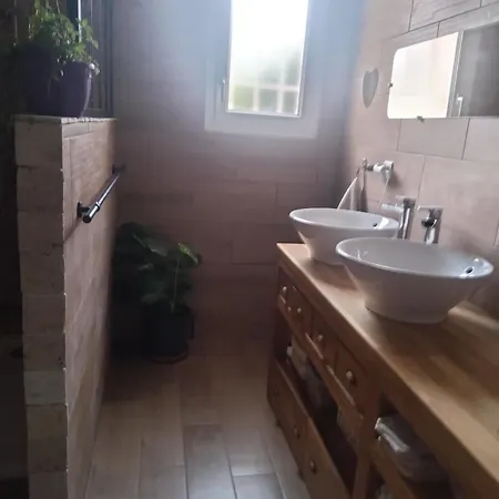 La Chapelle Homestay Teloche